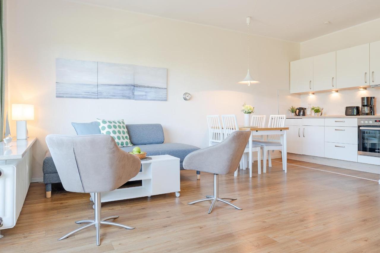 Haus Bellevue Moewensuite Scharbeutz Buitenkant foto